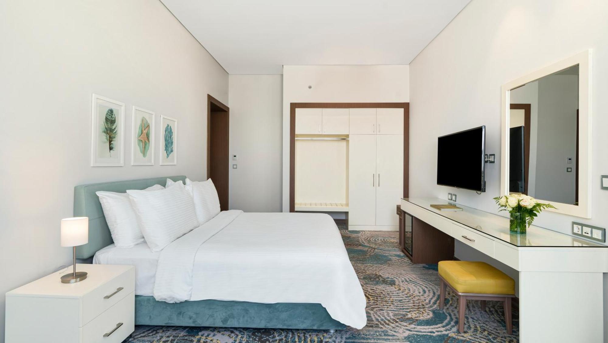 Hotel Regal Heights El-Alamein Zimmer foto A bedroom at the hotel